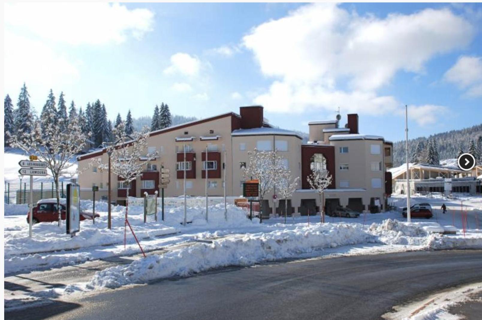 La Serre - Centre du village - Départ des pistes de fond et Skibus à 50m Prémanon Exterior foto